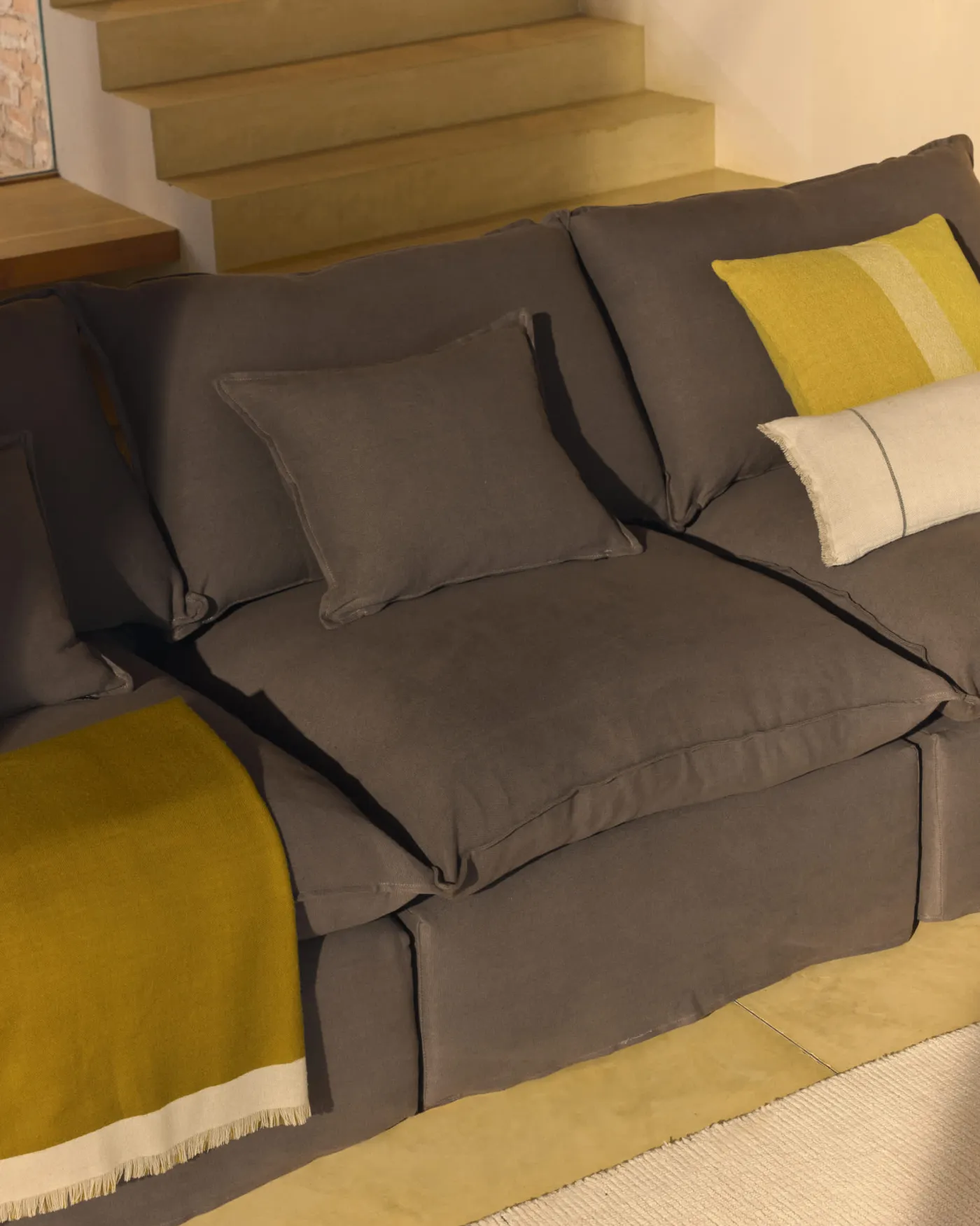 KAVE HOME Sofa ANARELA