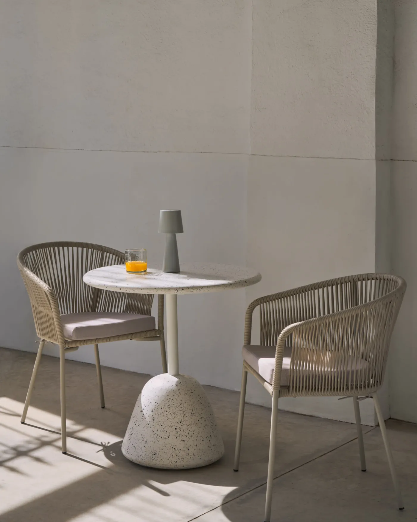 KAVE HOME Tisch SAURA
