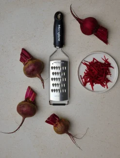 MICROPLANE Feine Juliennereibe GOURMET