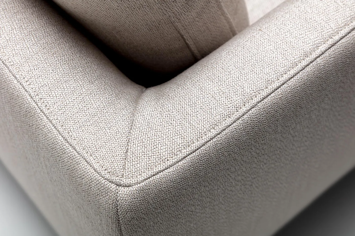 ROLF BENZ Sofa MIOKO
